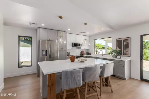 Scottsdale, AZ 85254,5909 E CROCUS Drive