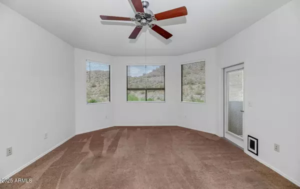 Phoenix, AZ 85020,9820 N Central Avenue #303