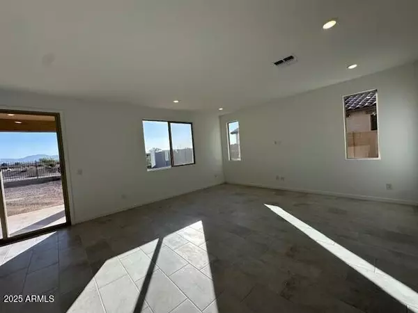 Surprise, AZ 85387,25130 N 156TH Lane