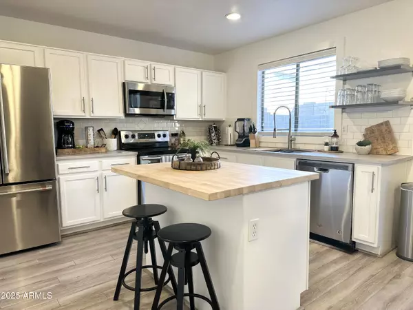 Gilbert, AZ 85296,1469 S BOULDER Street #C