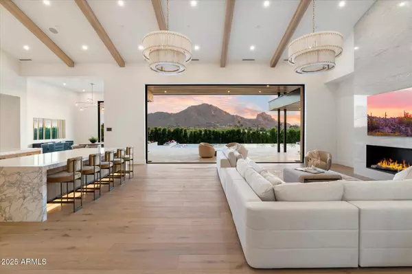 Paradise Valley, AZ 85253,6203 E JOSHUA TREE Lane