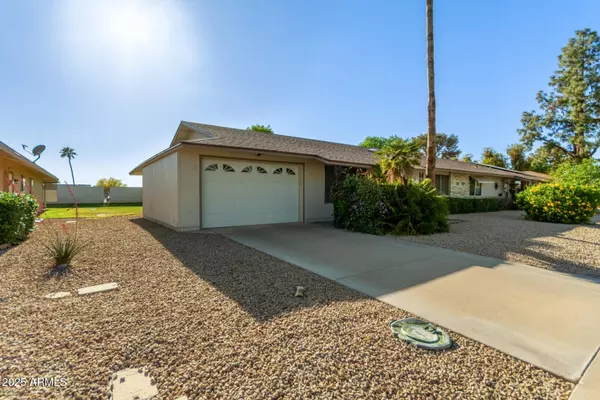 Sun City, AZ 85373,18842 N LAKEFOREST Drive