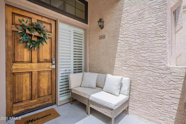 Scottsdale, AZ 85250,7800 E Lincoln Drive #2029