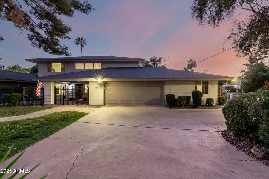 8464 N 7TH Avenue, Phoenix, AZ 85021
