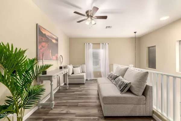 Phoenix, AZ 85086,4516 W FORTUNE Drive