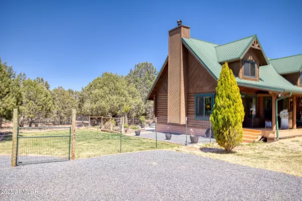 Show Low, AZ 85901,6736 Circle C Lane