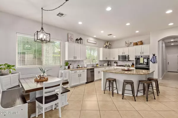 Queen Creek, AZ 85142,19160 E CANARY Way