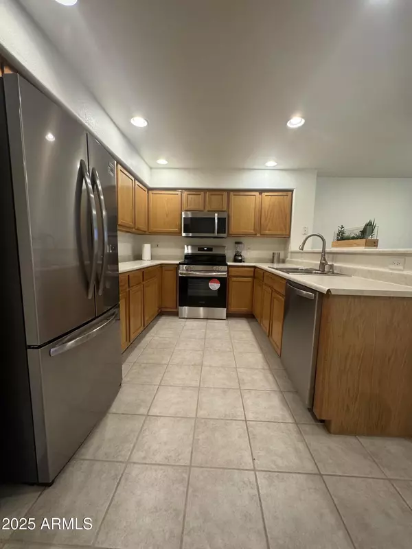 Glendale, AZ 85302,8874 N 48TH Lane