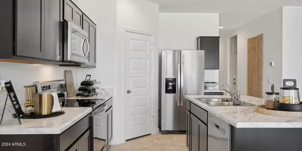San Tan Valley, AZ 85140,35556 N Common Court