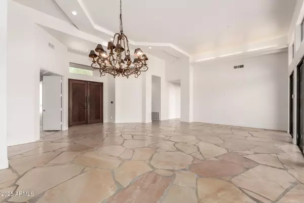 Scottsdale, AZ 85255,22050 N 90TH Street