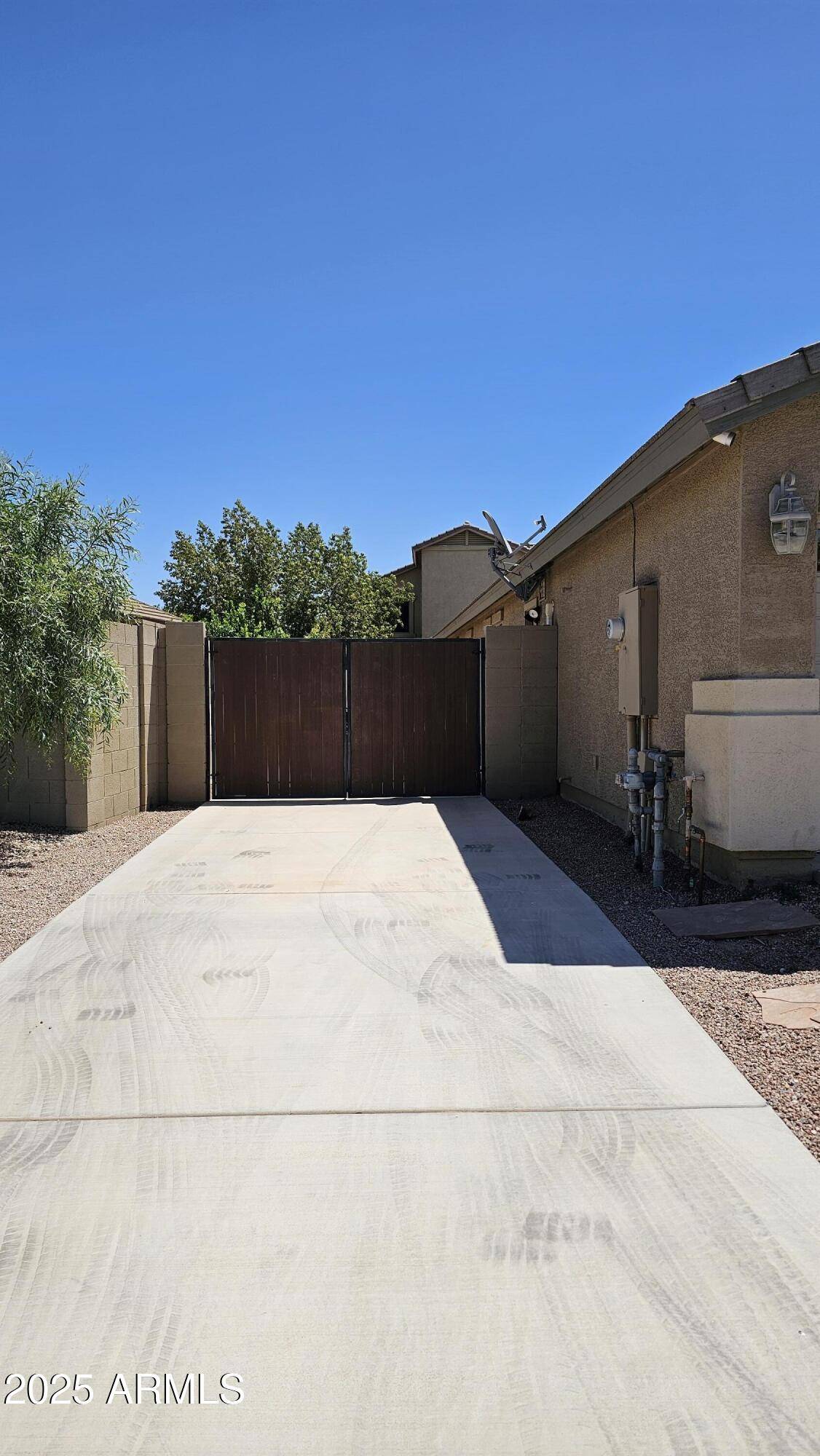 San Tan Valley, AZ 85143,28093 N PASTURE CANYON Drive