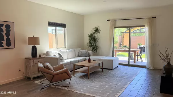 Phoenix, AZ 85050,19460 N 27TH Place