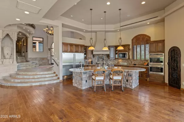 Scottsdale, AZ 85255,11550 E Paradise Lane