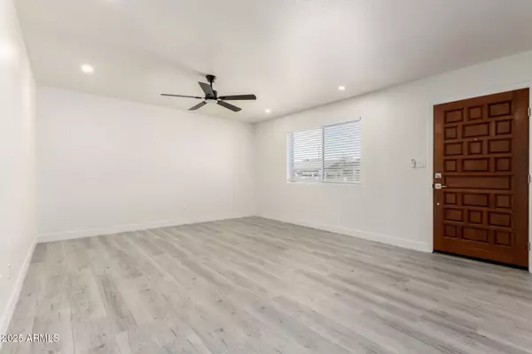 Phoenix, AZ 85035,5243 W VERNON Avenue