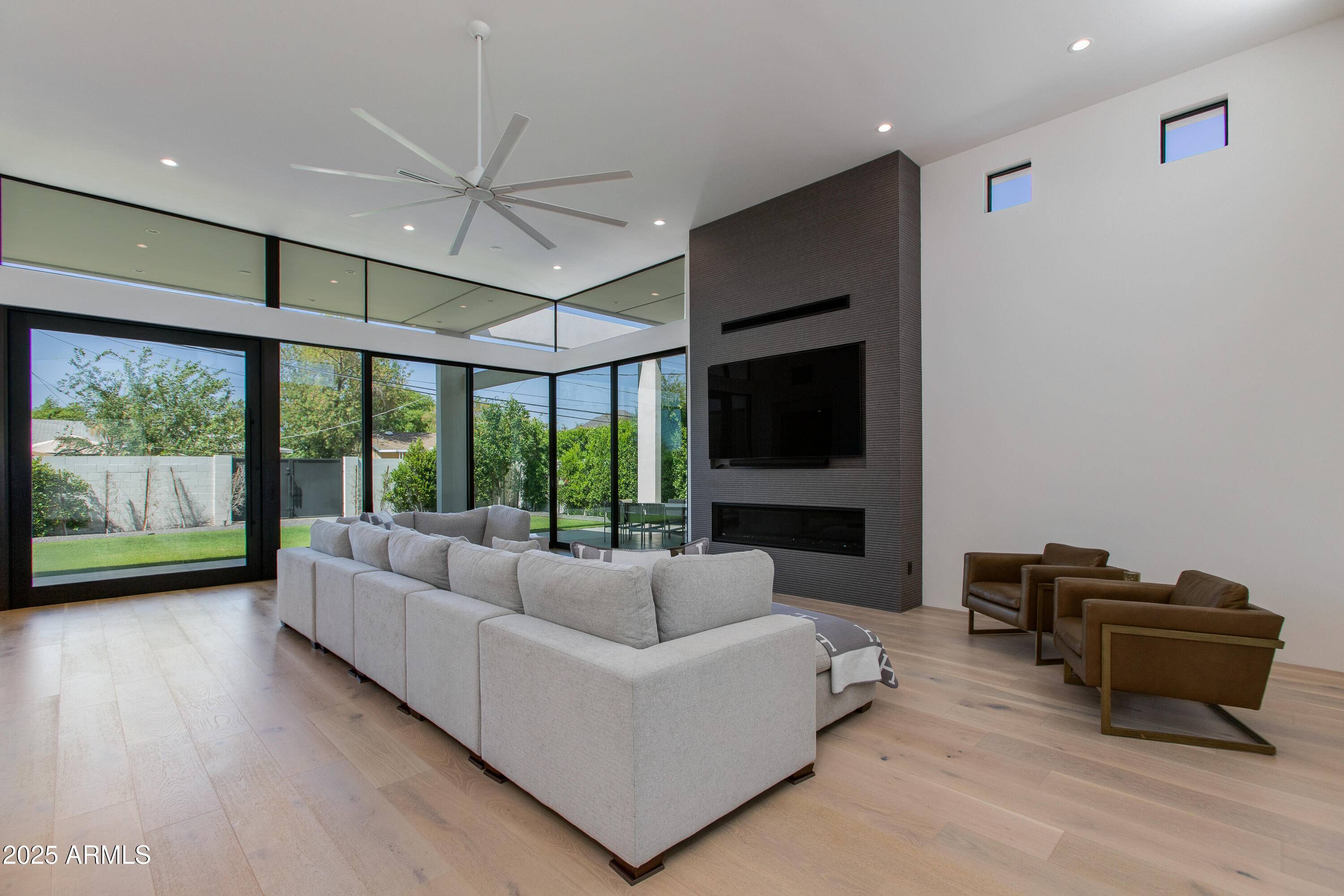Phoenix, AZ 85018,4002 E AVALON Drive