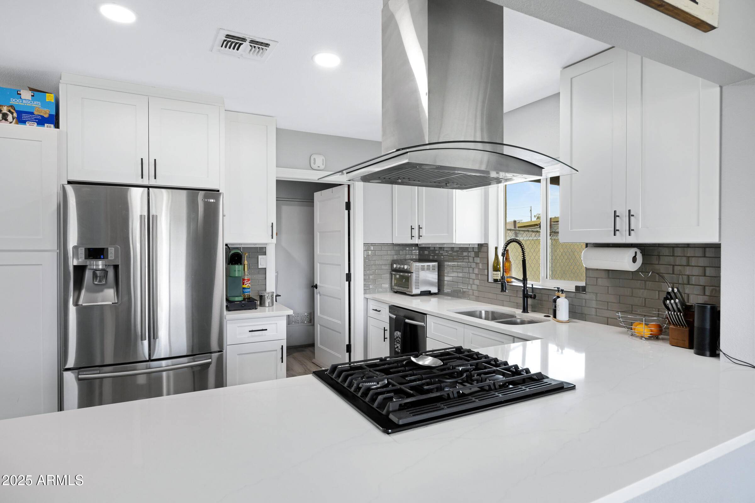 1615 E ROMA Avenue, Phoenix, AZ 85016
