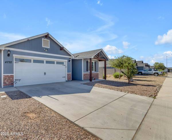 Phoenix, AZ 85041,4732 S 38TH Glen