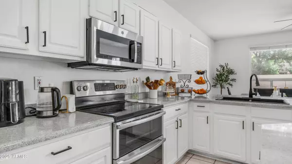 Chandler, AZ 85248,853 W HEMLOCK Way