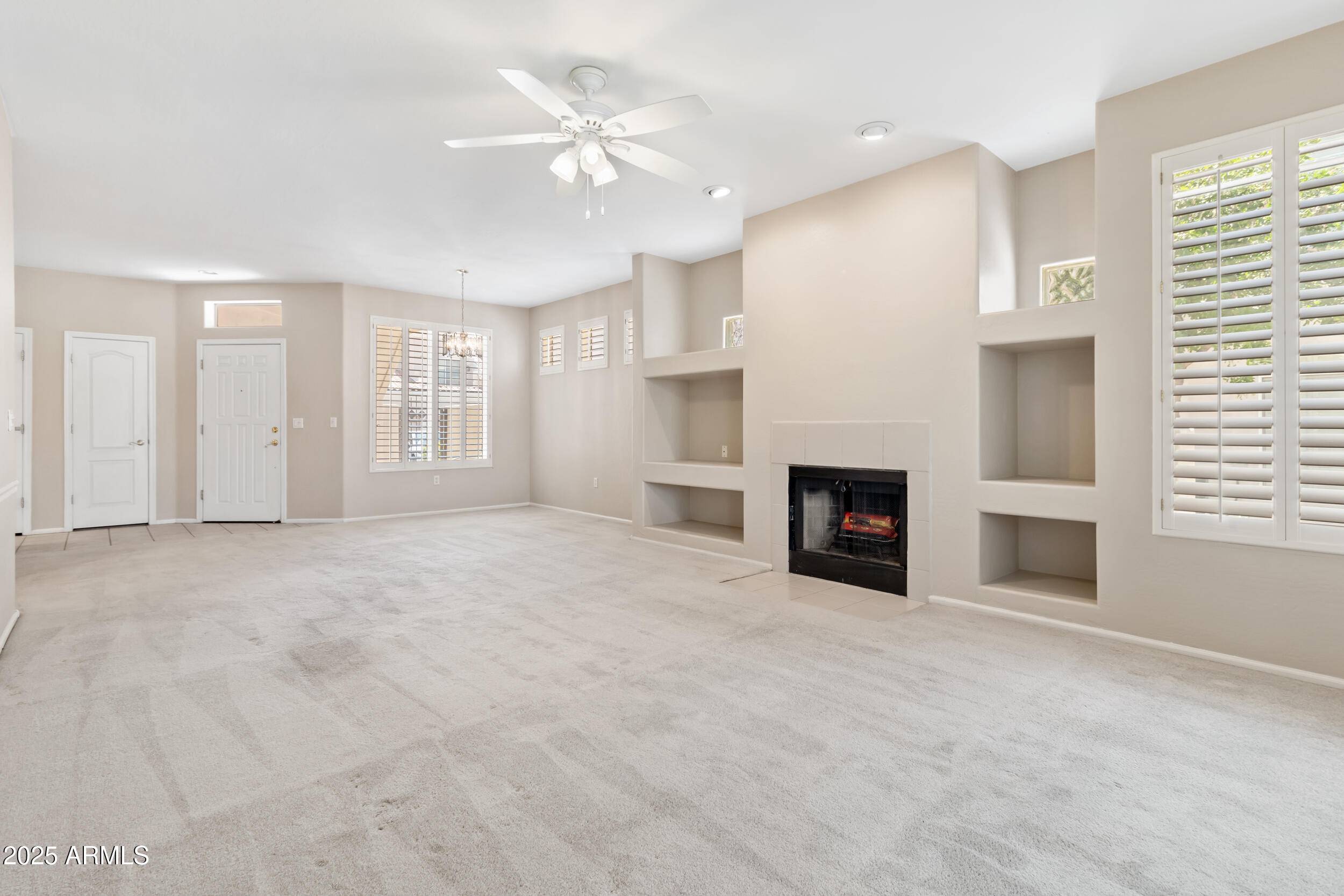 Phoenix, AZ 85020,1747 E NORTHERN Avenue #104