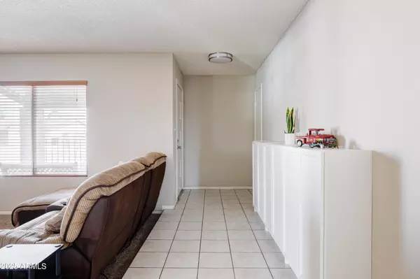 Glendale, AZ 85308,3821 W WOODRIDGE Drive