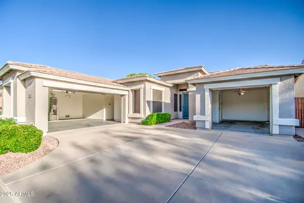Gilbert, AZ 85295,853 E IVANHOE Court