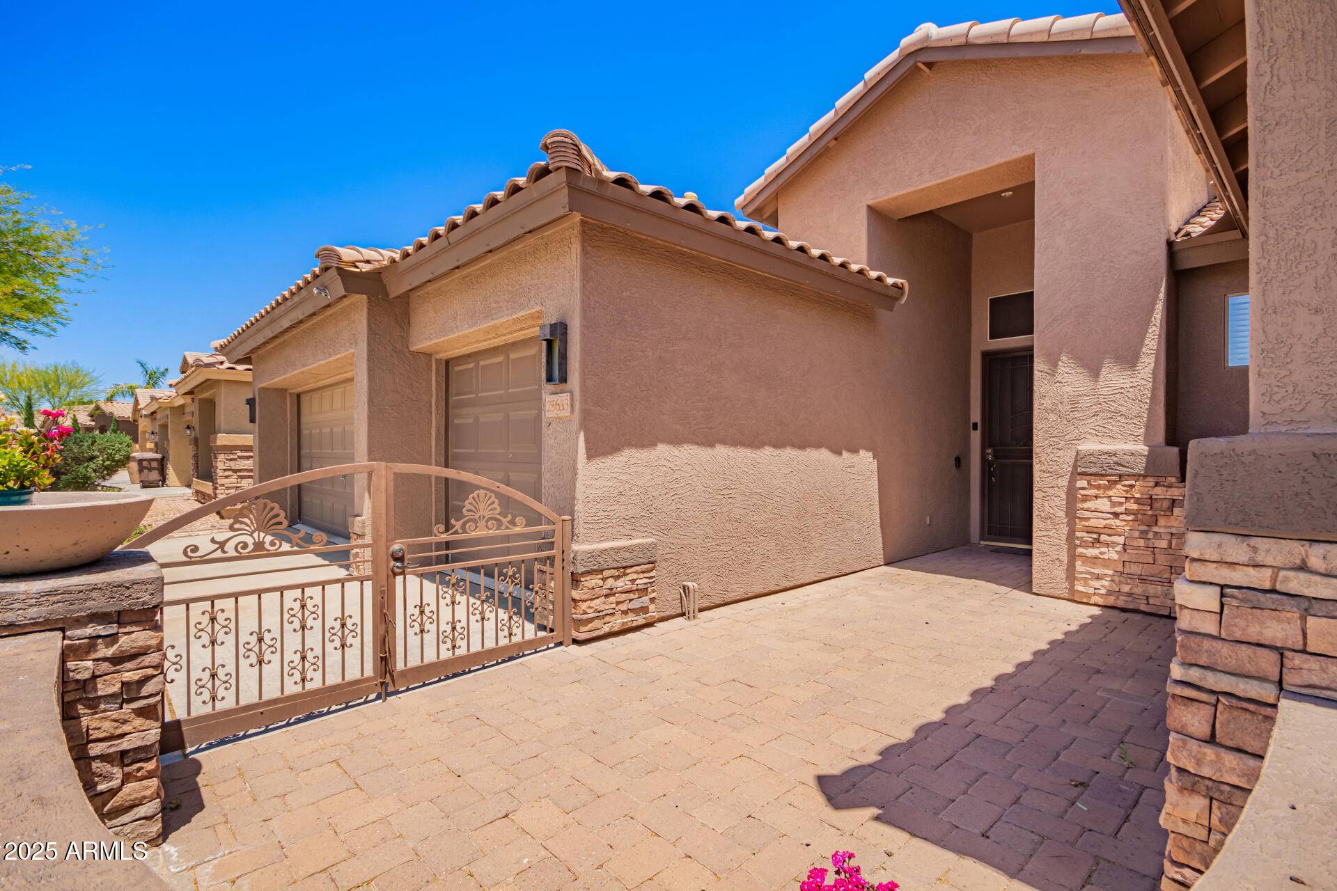 Peoria, AZ 85383,25633 N 71ST Drive