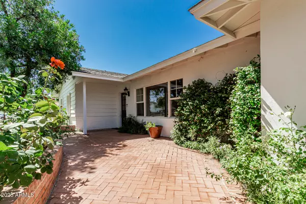 Phoenix, AZ 85018,5118 E MULBERRY Drive