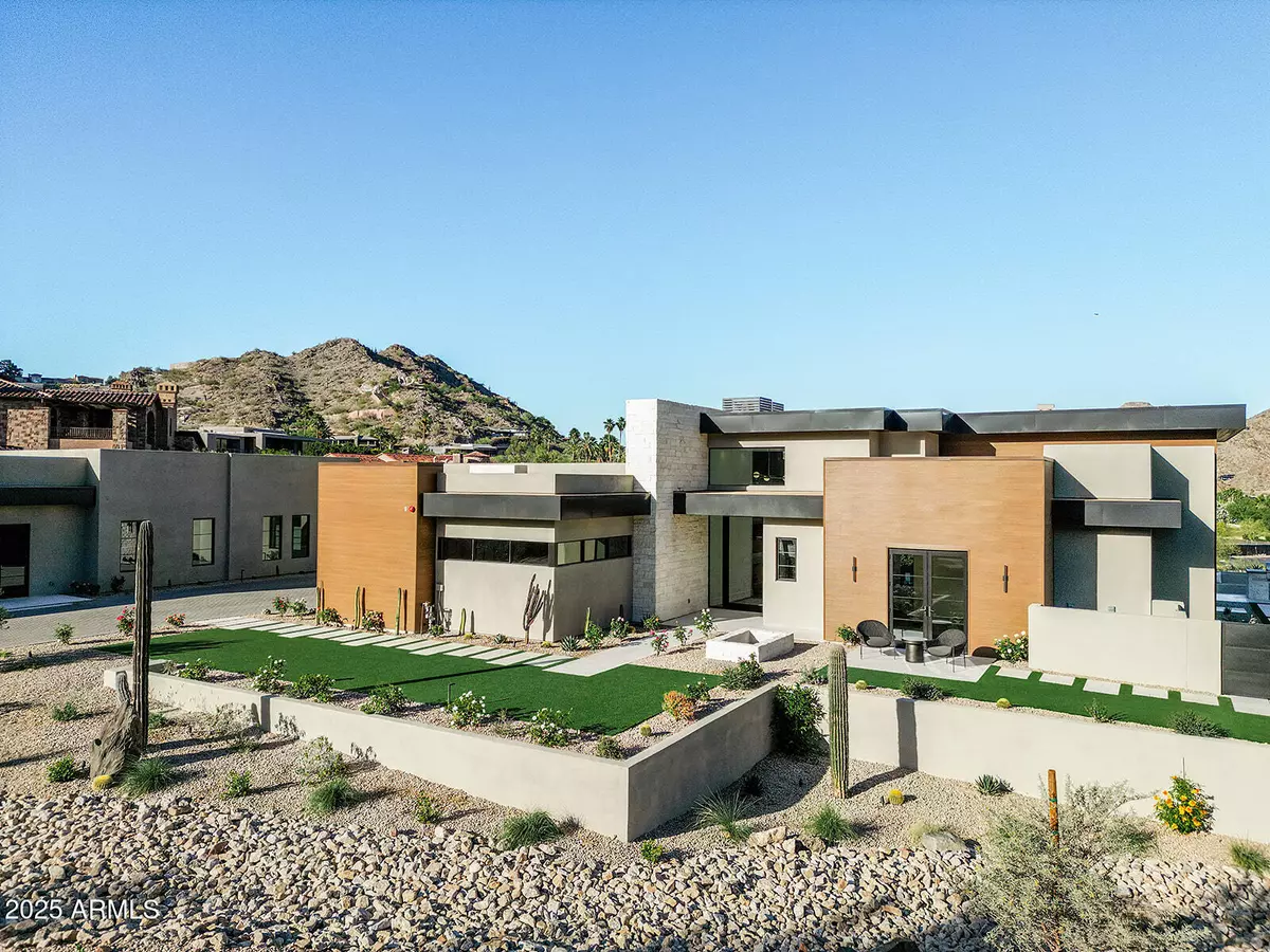 Paradise Valley, AZ 85253,7215 N BLACK ROCK Trail