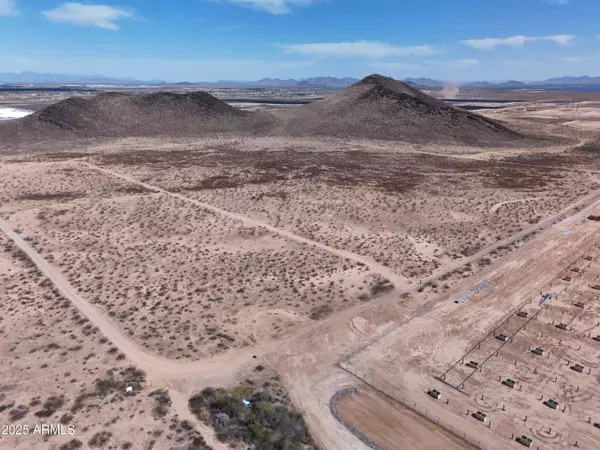 Tonopah, AZ 85354,0 S 365th Avenue #x