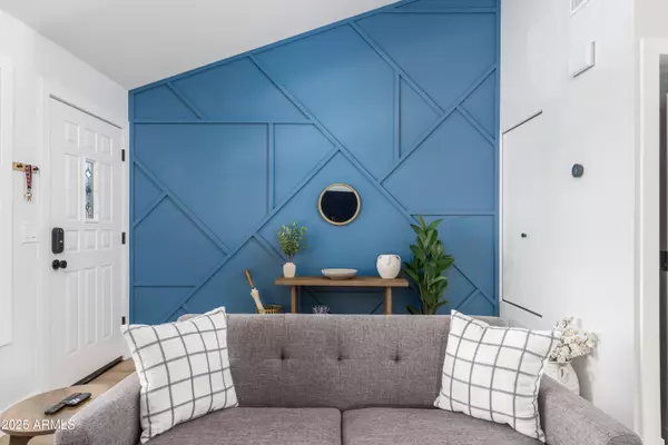 Scottsdale, AZ 85254,5704 E Aire Libre Avenue #2051