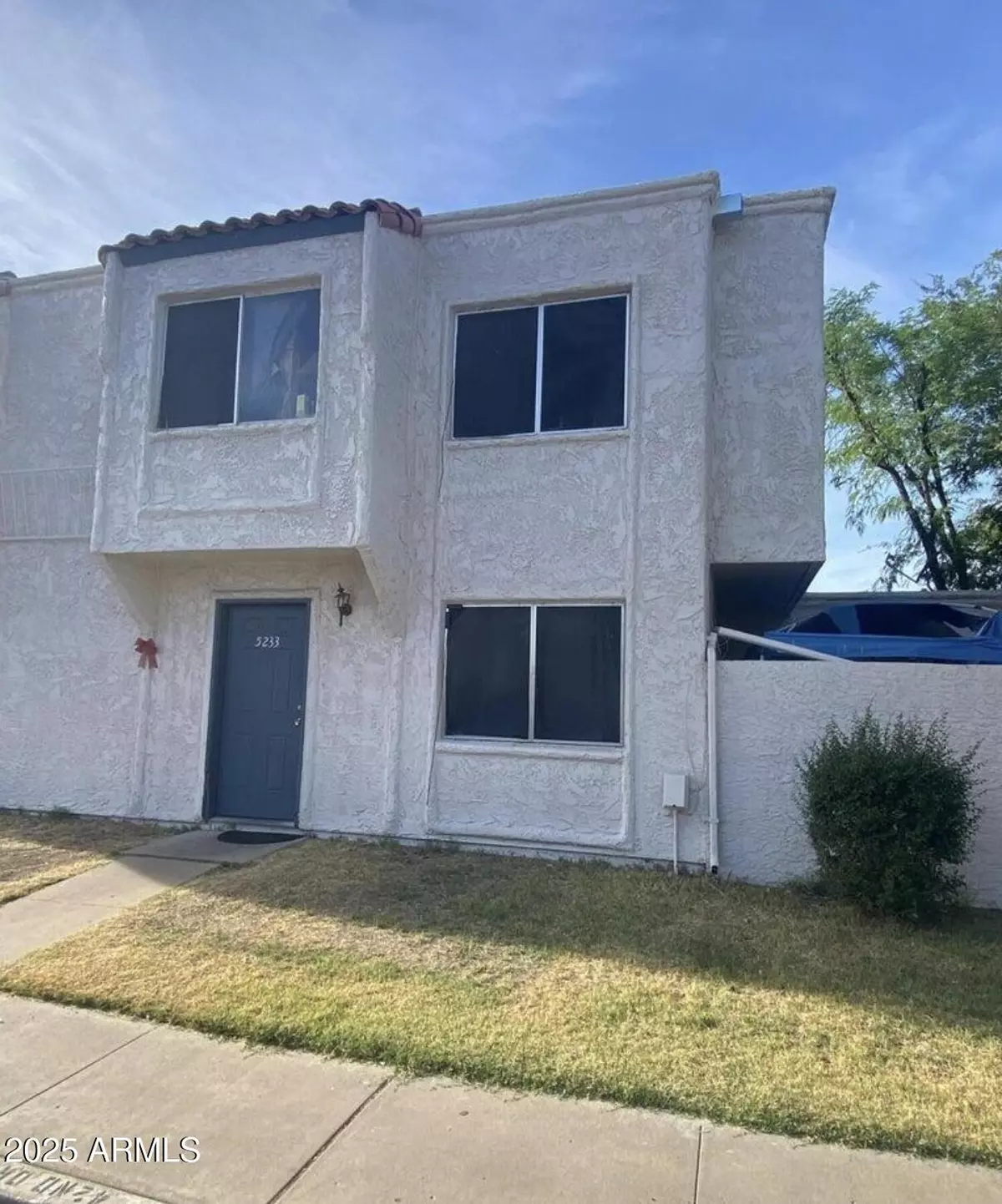 Phoenix, AZ 85019,5233 N 42ND Drive