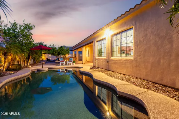 816 W SYCAMORE Court, Litchfield Park, AZ 85340