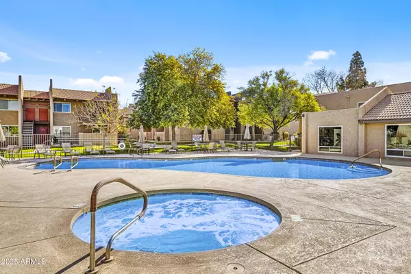 Phoenix, AZ 85018,5525 E THOMAS Road #K16