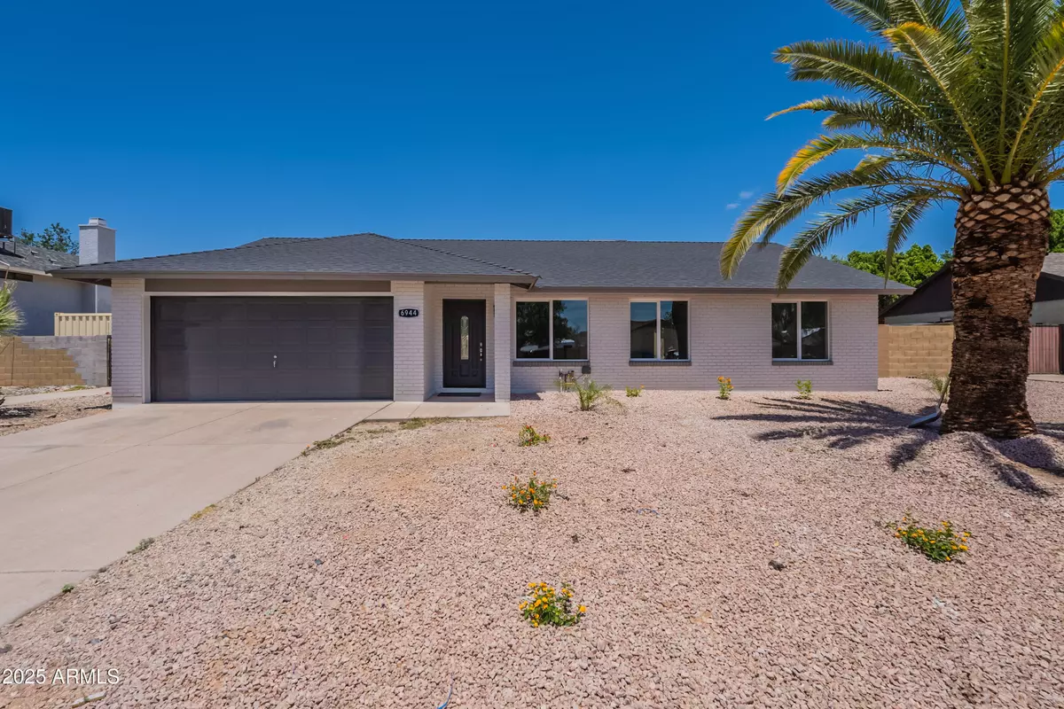 Mesa, AZ 85207,6944 E GARY Circle