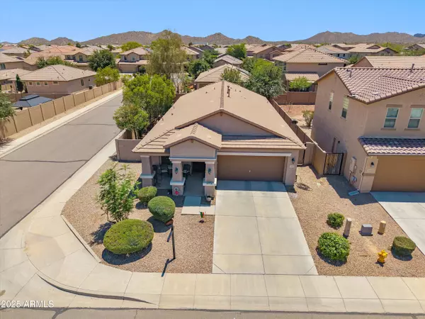 4553 W KIRKLAND Avenue, San Tan Valley, AZ 85144