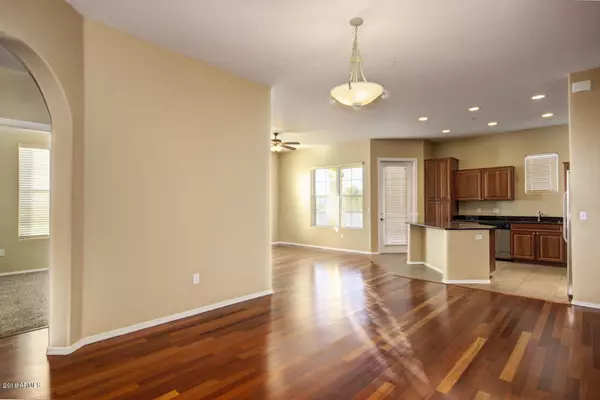 14575 W MOUNTAIN VIEW Boulevard #10315, Surprise, AZ 85374