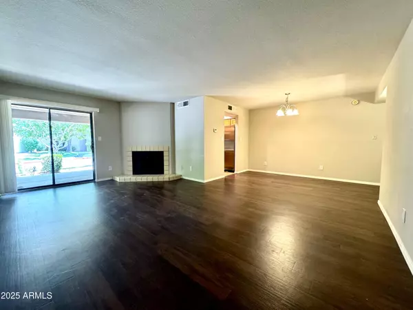 Scottsdale, AZ 85258,9115 E PURDUE Avenue #117