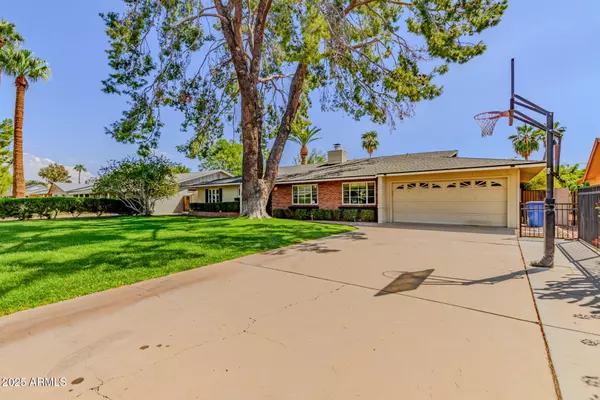 Phoenix, AZ 85020,709 E HAYWARD Avenue