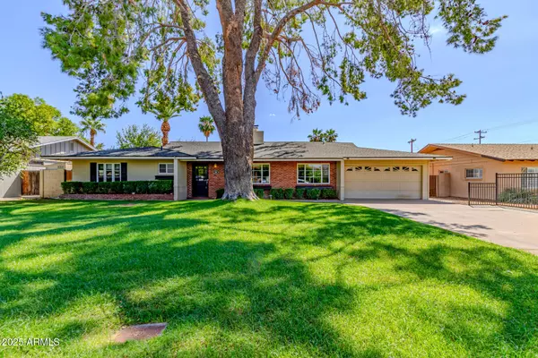 709 E HAYWARD Avenue, Phoenix, AZ 85020