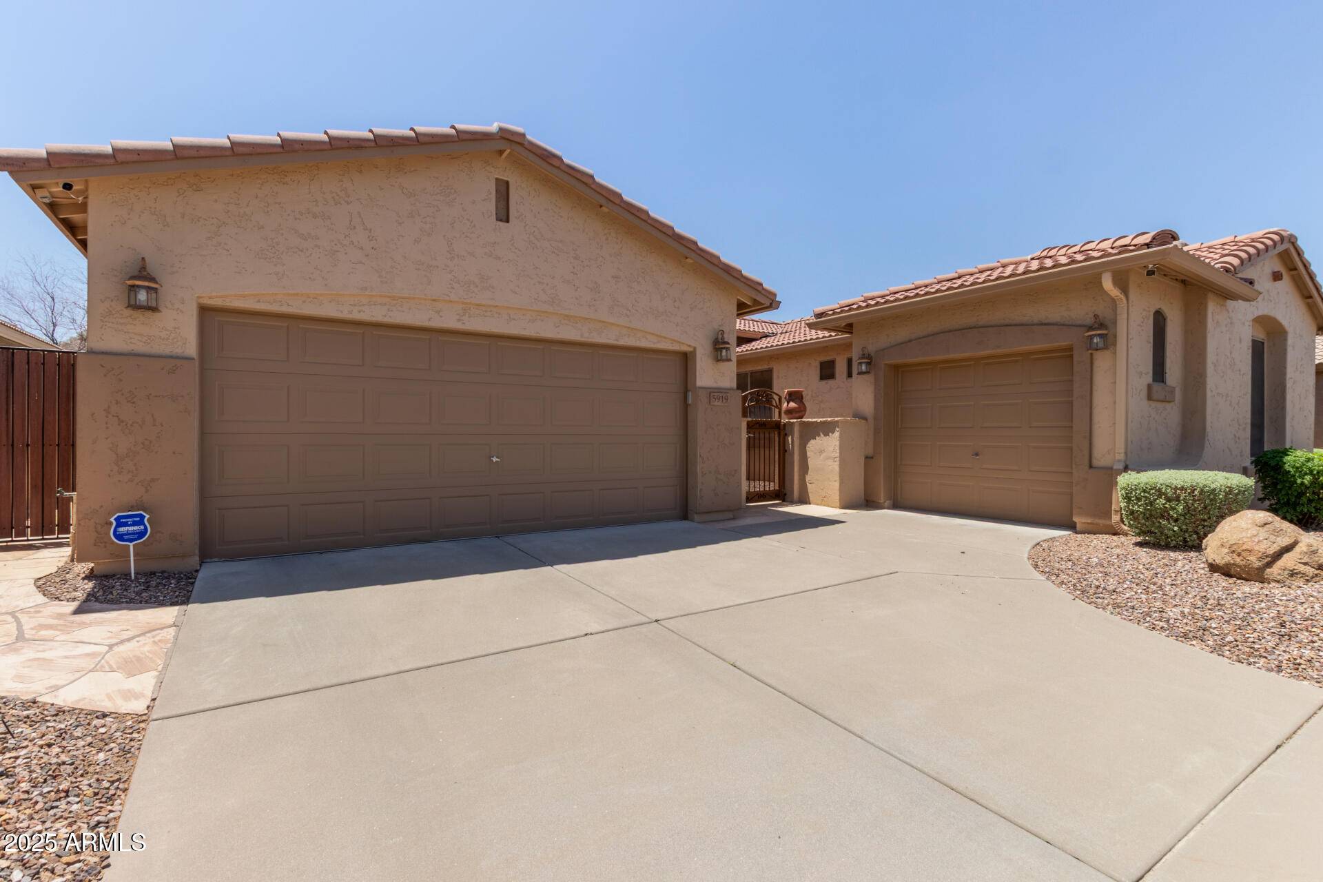 Phoenix, AZ 85083,5919 W STRAIGHT ARROW Lane