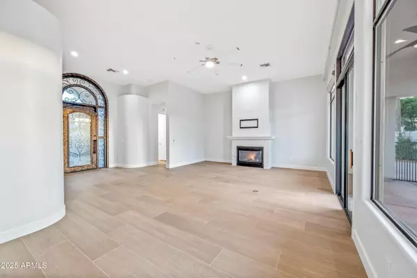 Chandler, AZ 85248,1724 W BLUE RIDGE Way