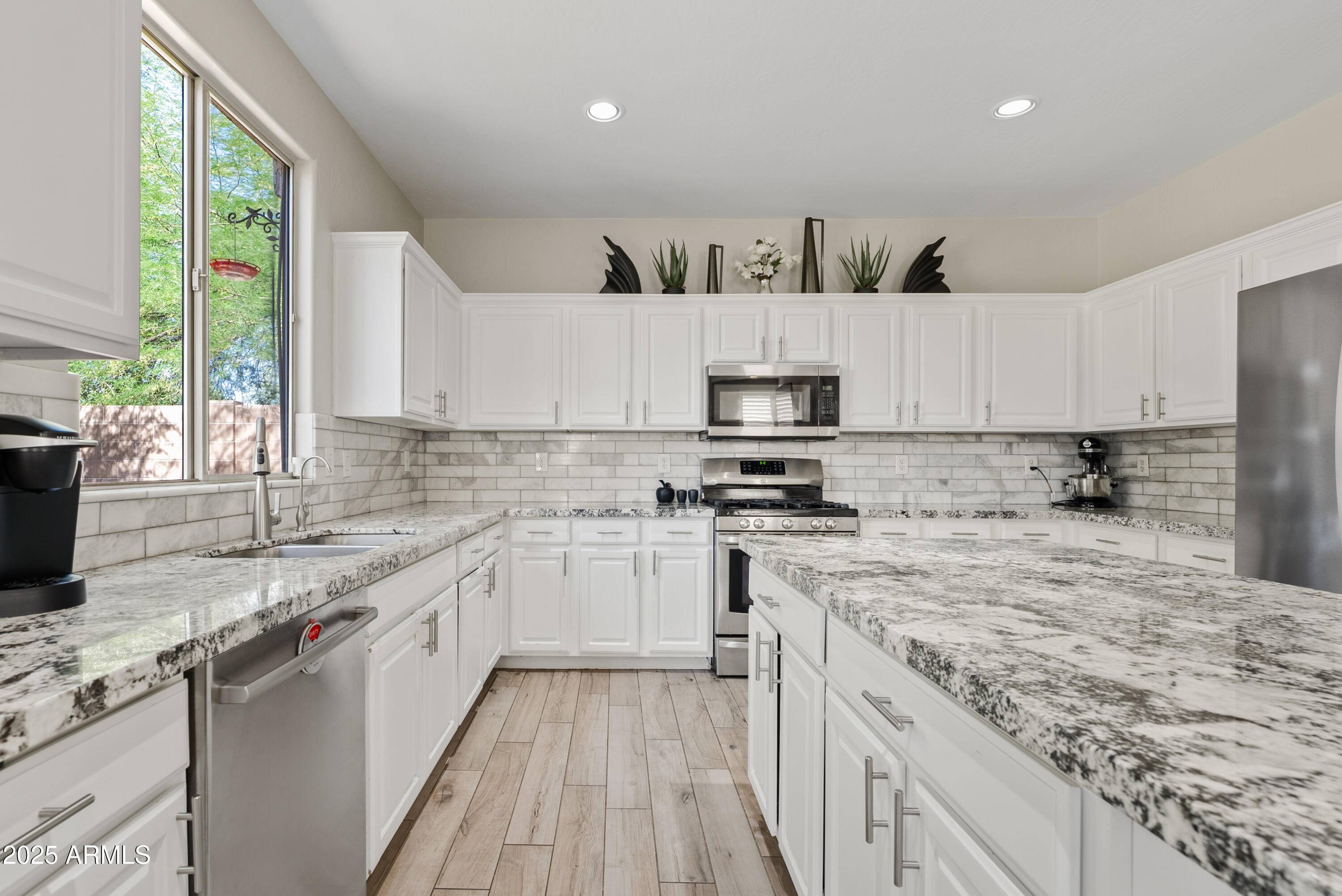 Chandler, AZ 85249,4976 E THUNDERBIRD Drive