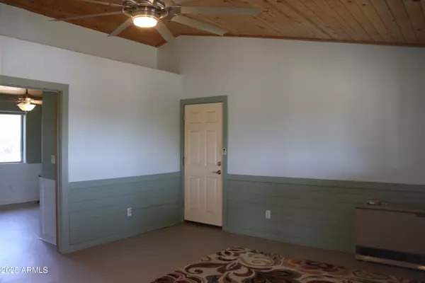 Ash Fork, AZ 86320,1155 W HALF MOON Court