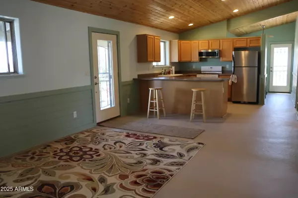 Ash Fork, AZ 86320,1155 W HALF MOON Court