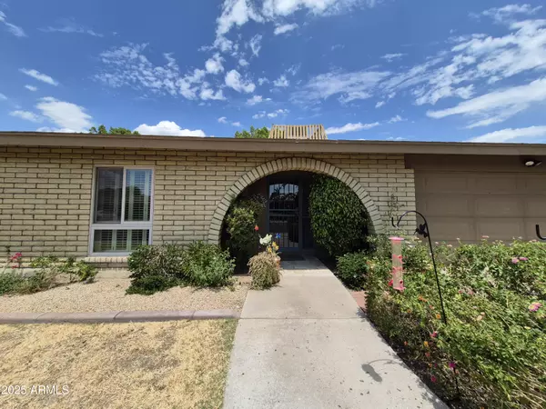 Phoenix, AZ 85020,1118 E ORANGEWOOD Avenue