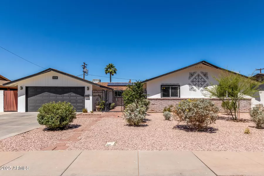 554 N SUNSET Drive, Chandler, AZ 85225