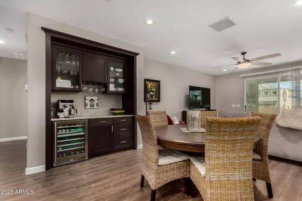 Phoenix, AZ 85085,2023 W YELLOWBIRD Lane