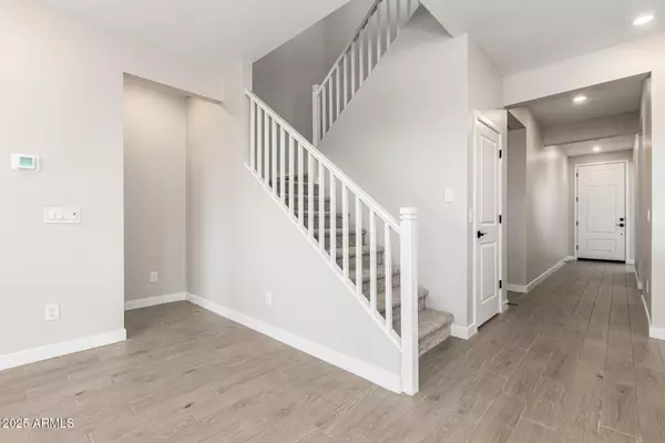 Mesa, AZ 85207,546 N 89TH Street