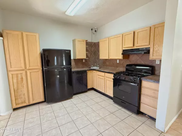 Phoenix, AZ 85007,121 N 12th Avenue #3