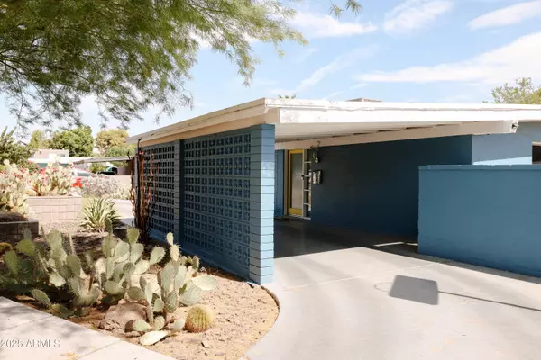 1029 E PALO VERDE Drive, Phoenix, AZ 85014